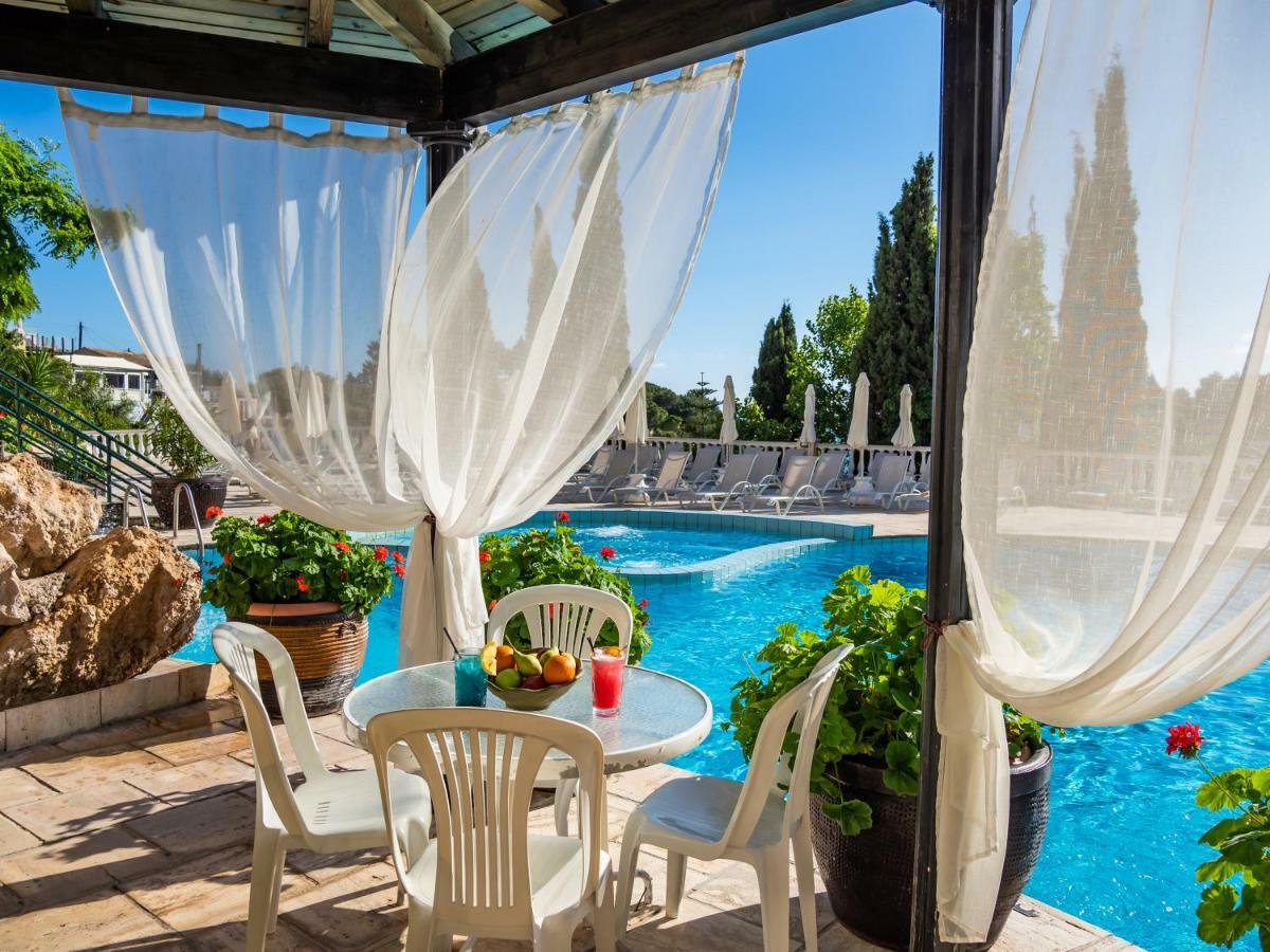 Paleo Artnouveau - Adults Only 4*